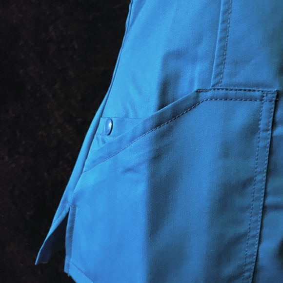 Women's scrub top - Picture 8 of 8